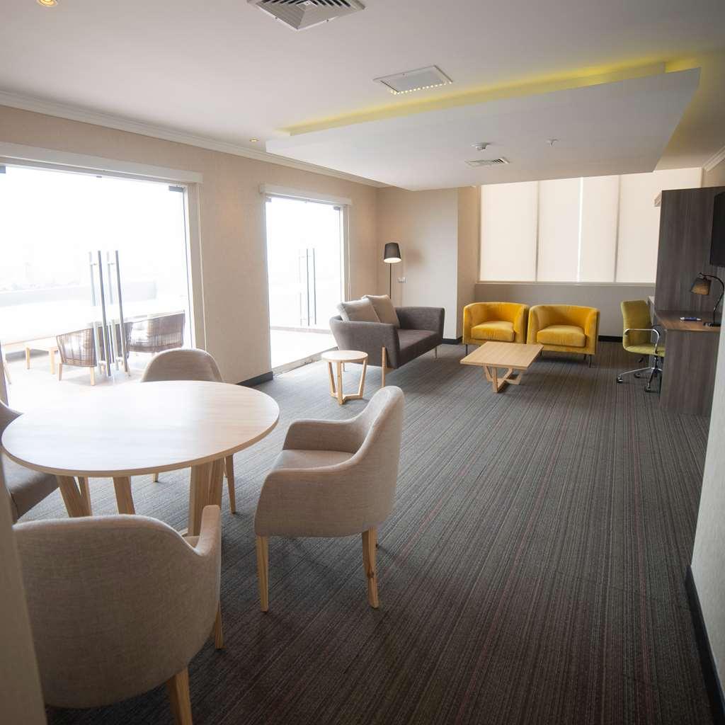 Doubletree By Hilton Encalada