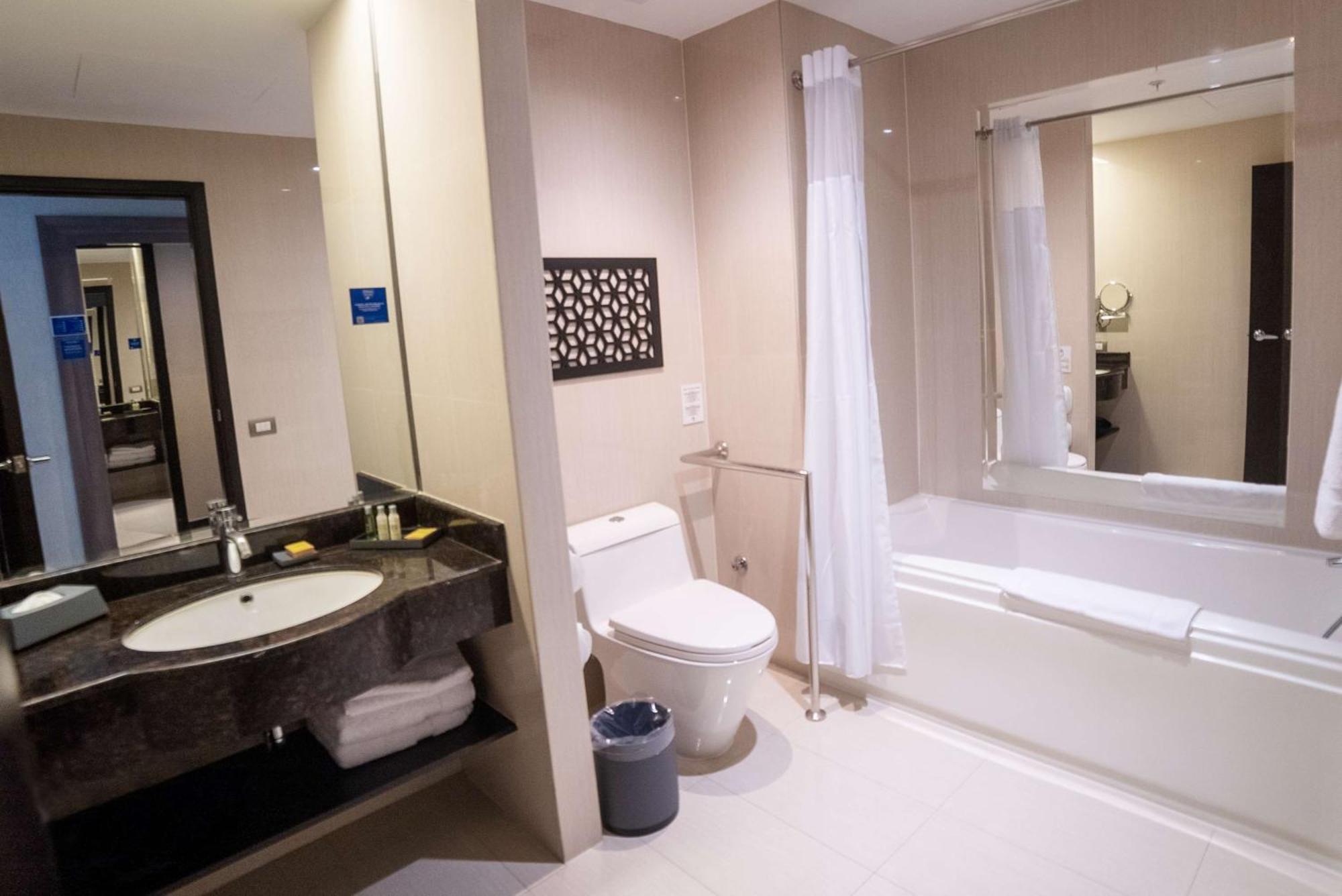 Doubletree By Hilton 4*